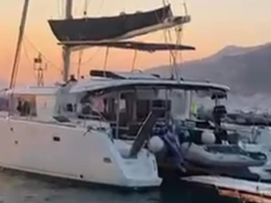 Photo #1 - Lagoon 450  Flybridge (MARTINA TRES) en Port - 64799
