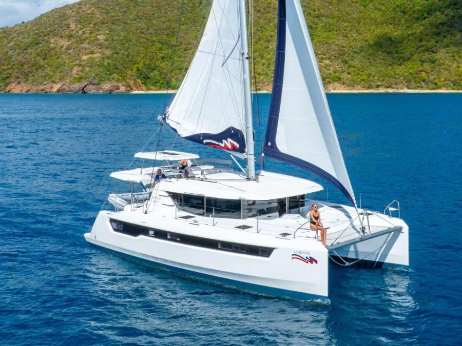 Photo #1 - Leopard 46 (Leopard 46) en Palm Cay One Marina - 64630