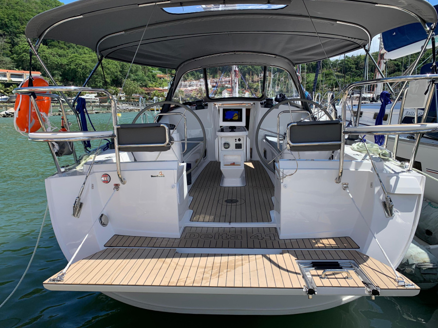 Photo #1 - Delta 41 (AKANNI II) en Marina Farol de - 64780