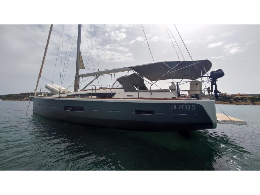 Photo #1 - Dufour 520 GL (Greenleaf) en Punta Nuraghe - 6142