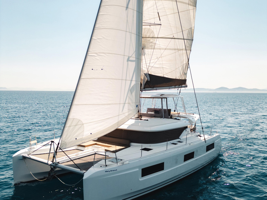 Photo #1 - Lagoon 46 (MARY GRACE II) en Alimos Marina - 64143