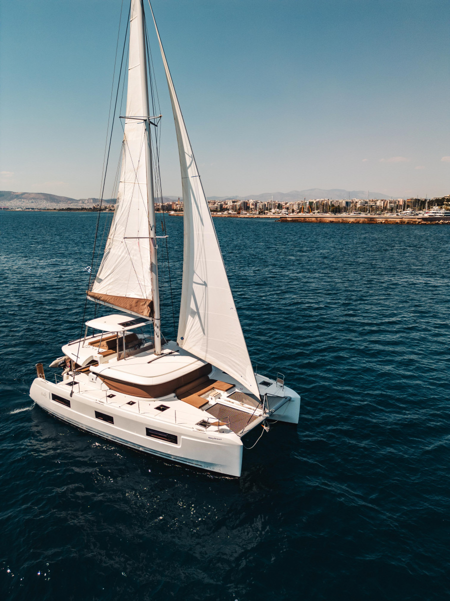 MARY GRACE II - 1