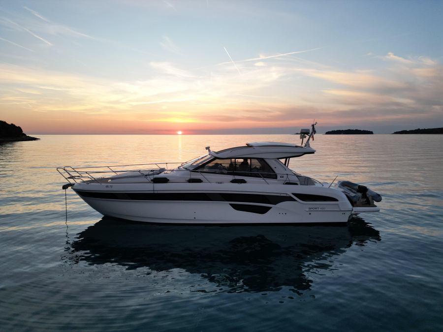 Photo #1 - Bavaria Sport 450 HT (Varola) en Marina Baotić - 64950