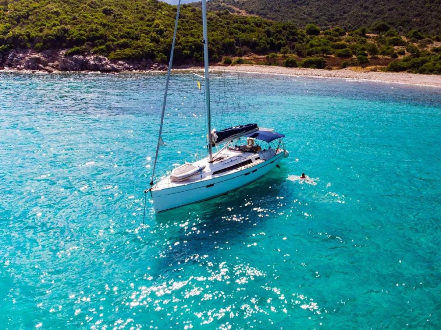 Photo #1 - Bavaria 46 Cruiser (Captain John) en Nikiana Marina - 65144