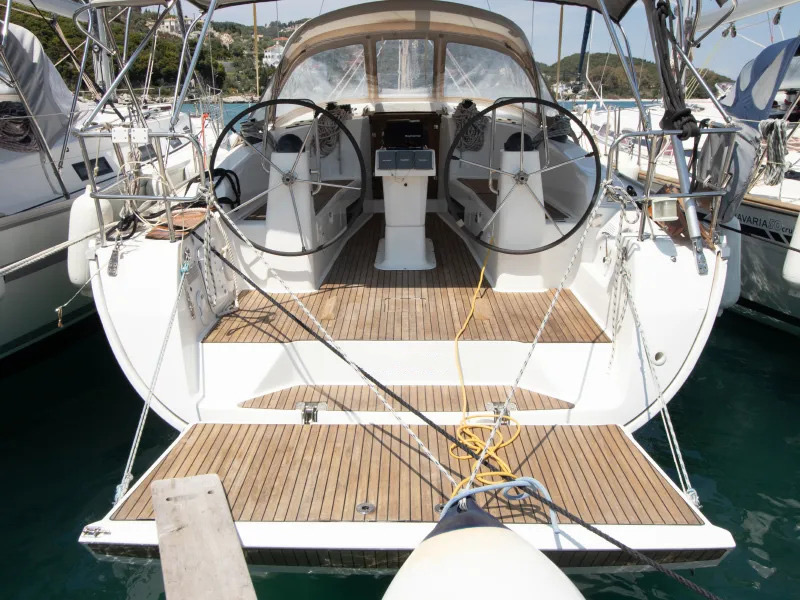 Photo #1 - Bavaria 40 (Vlassis) en Port of Lefkas - 65143