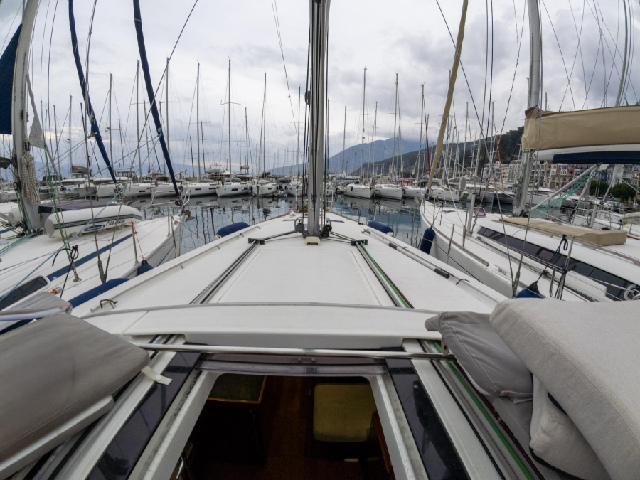 Photo #1 - Oceanis 41 (Tina) en Ece Marina - 21477