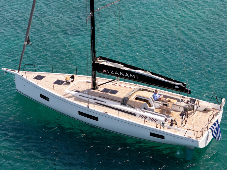 Photo #1 - First Yacht 53 (Izanami) en Olympic Marina - 65364