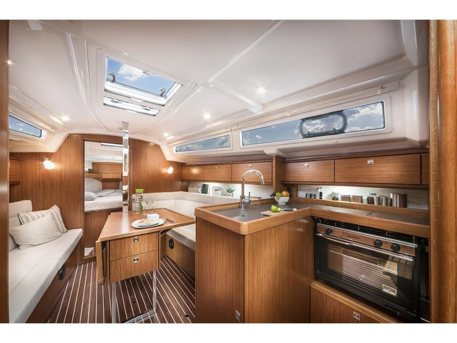 Interior image - 2