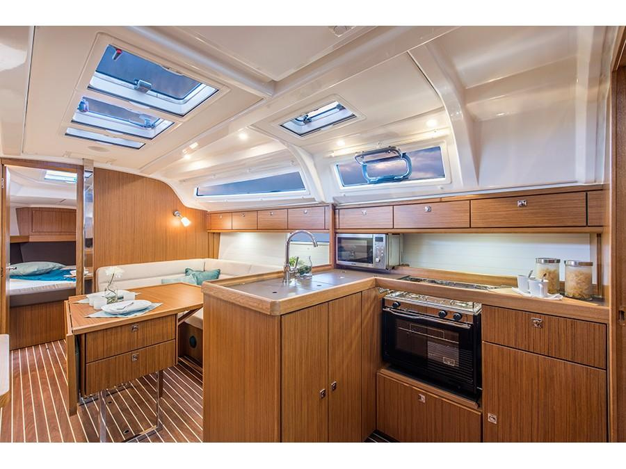 Interior image - 2