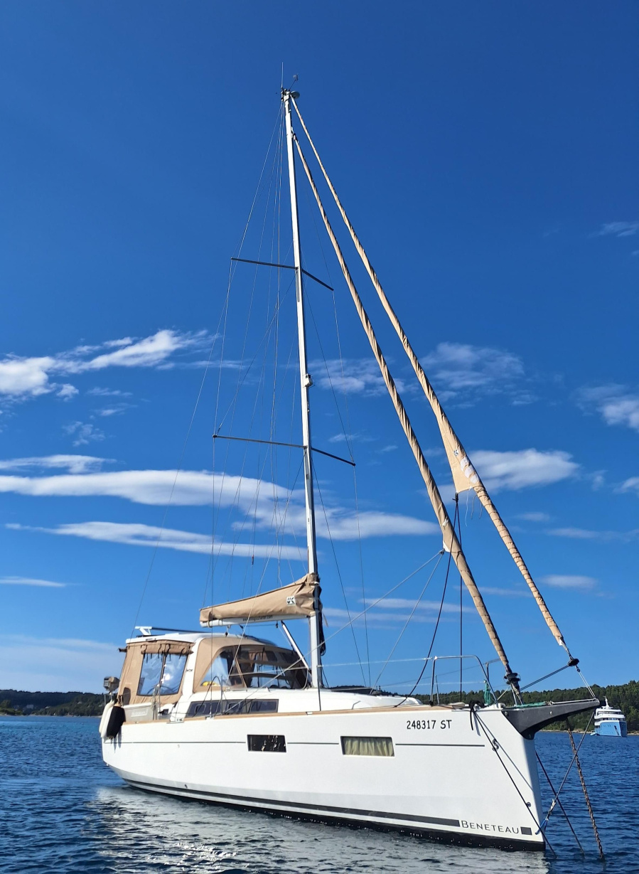 Photo #1 - Oceanis 35 R (Lorenzo) en Marina Špinut - 17776