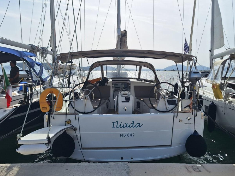 Photo #1 - Sun Odyssey 410 (Iliada) en Marina - 65351