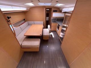 Interior image - 2