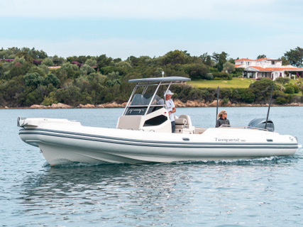Photo #1 - Capelli 900 Open 300 HP (Cap Open 2025) en Marina Dell'Orso - 65699