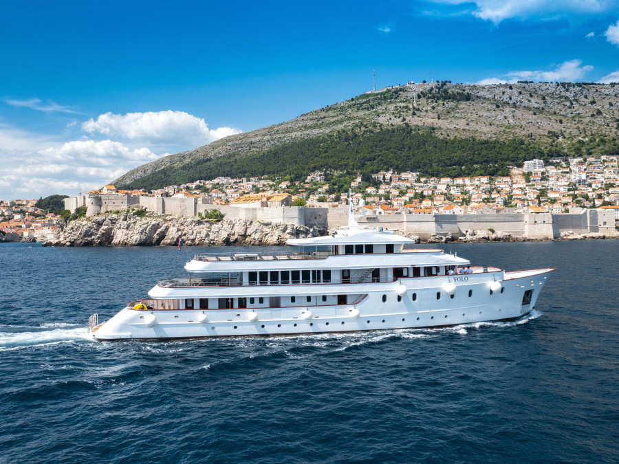 Photo #1 - Motoryacht Yolo (Yolo) en Port of / West Harbour - 65960