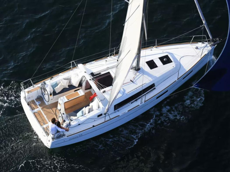 Photo #1 - Oceanis 35 (Oceanis 35) en Marina - 66052