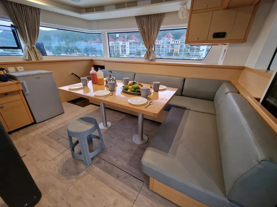 Interior image - 1