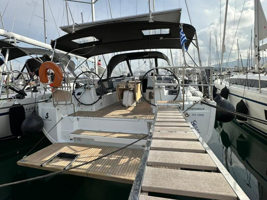 Photo #1 - Oceanis 40.1 (4 cab.) (MAYRAMOOT) en Alimos Marina - 67109