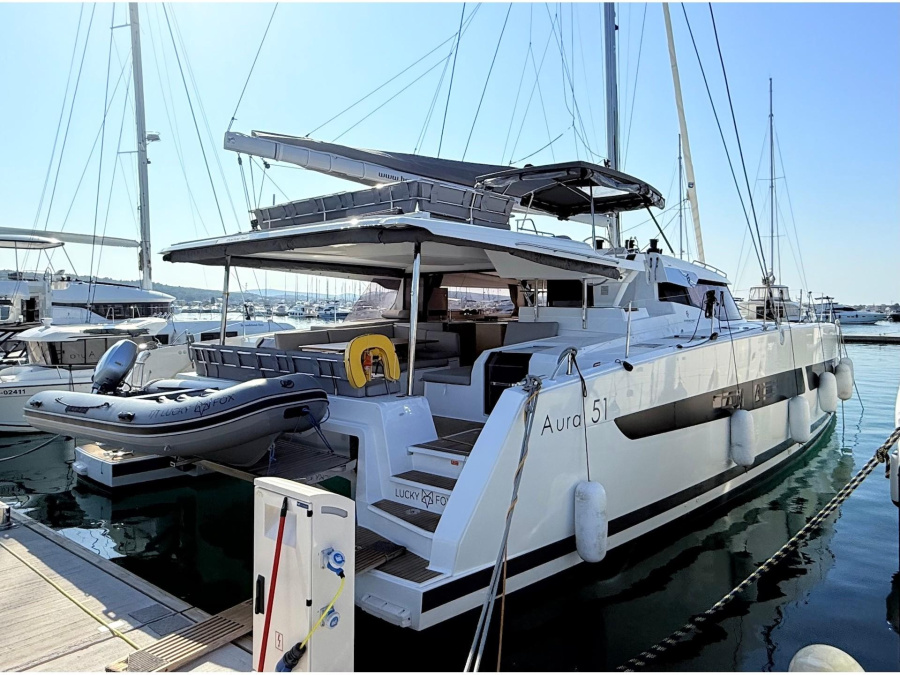 Photo #1 - Aura 51 (Lucky Fox) en D-Marin Dalmacija Marina - 22906