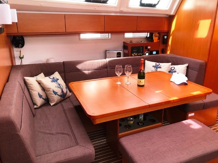 Interior image - 1