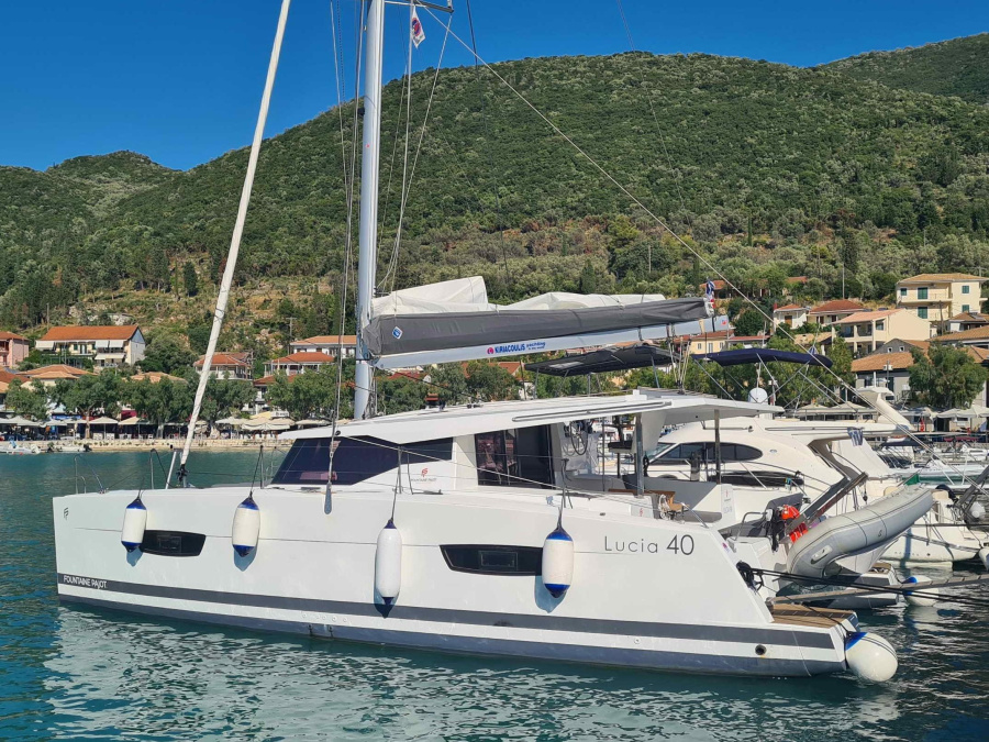 Photo #1 - Lucia 40 (4 cab.) (LUCIA 69) en D-Marin Marina Lefkas - 67125