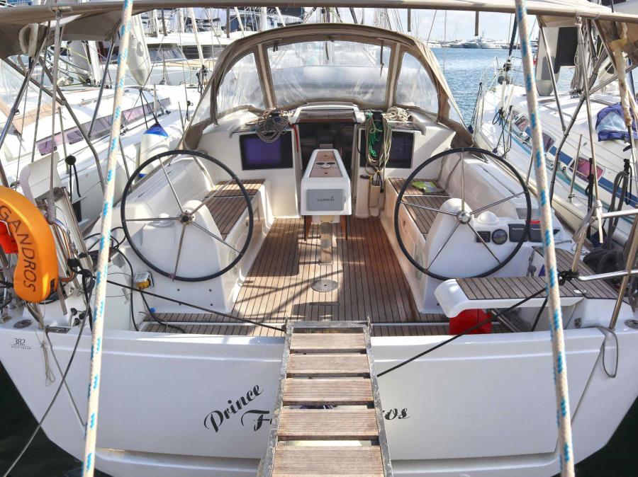 Photo #1 - Dufour 382 GL (3 cab.) (PRINCE FOLEGANDROS) en Alimos Marina - 67160