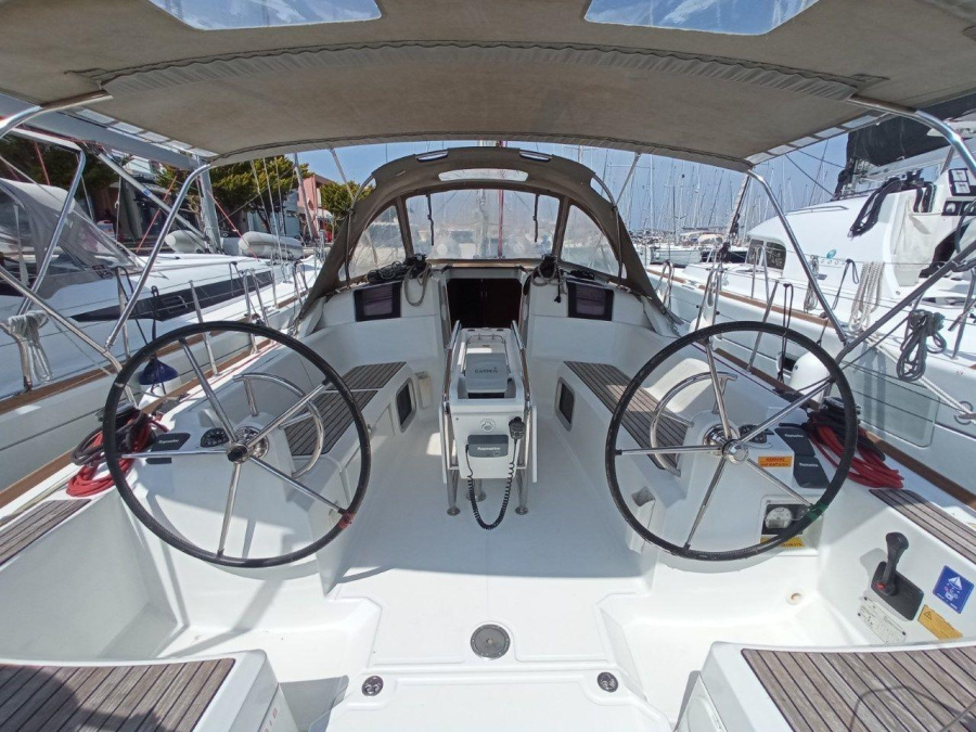 Photo #1 - Sun Odyssey 379 (3 cab.) (FEARLESS) en D-Marin Marina Lefkas - 67195