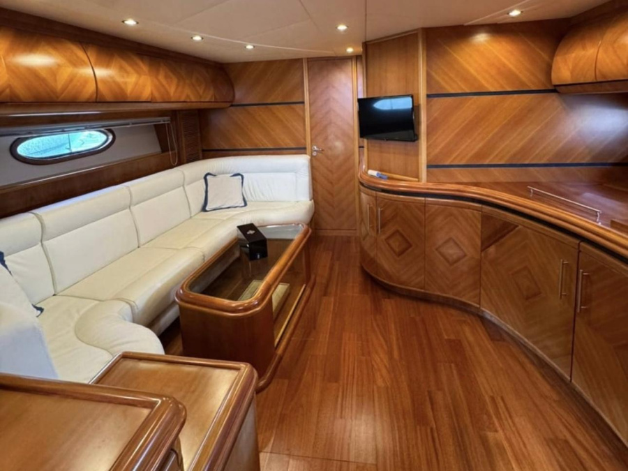 Interior image - 1