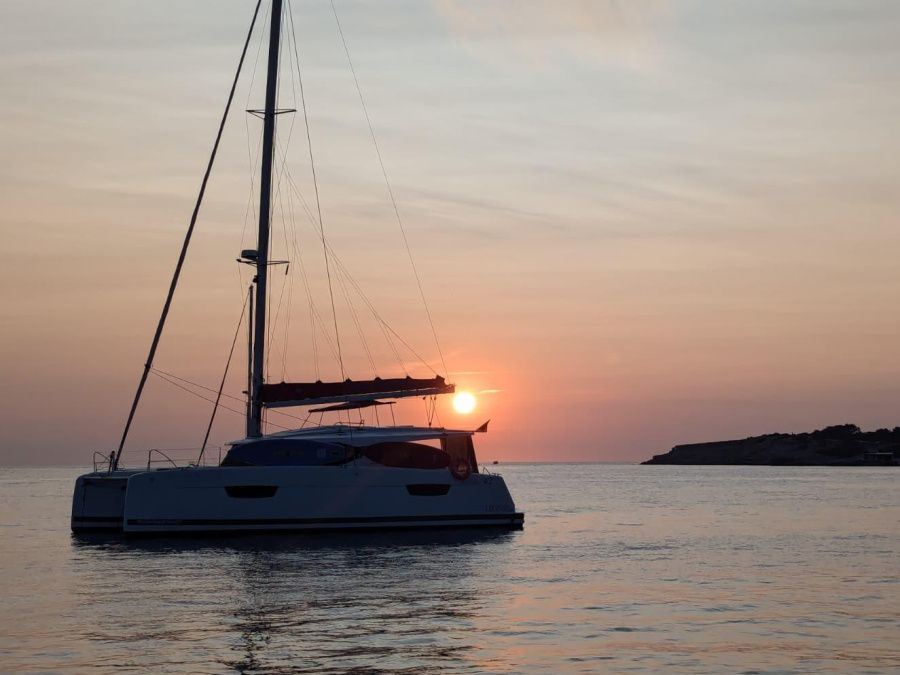 Photo #1 - Astréa 42 (Libertad VII) en Port - 66886