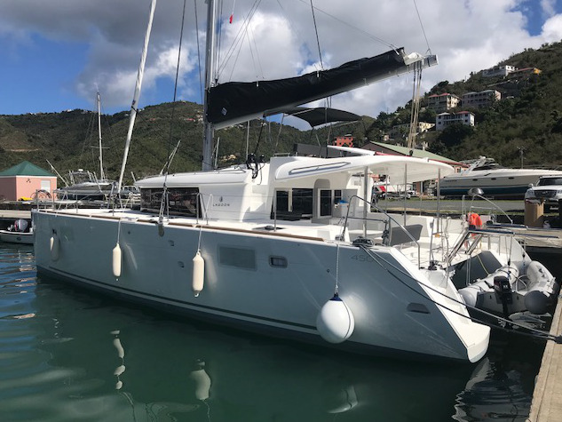 Photo #1 - Lagoon 450 Fly (Paula) en Port - 66887