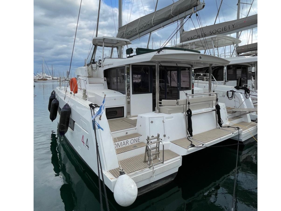 Photo #1 - Bali 4.4 (Romar One) en Alimos Marina - 61922