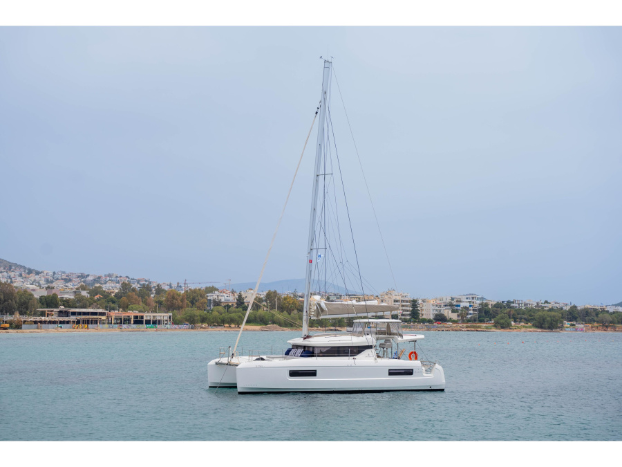 Photo #1 - Lagoon 43 (Kyma) en Alimos Marina - 64317