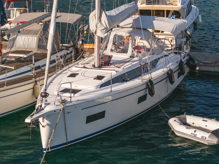 Photo #1 - Bavaria C38 (Ithakiss) en  - 23557