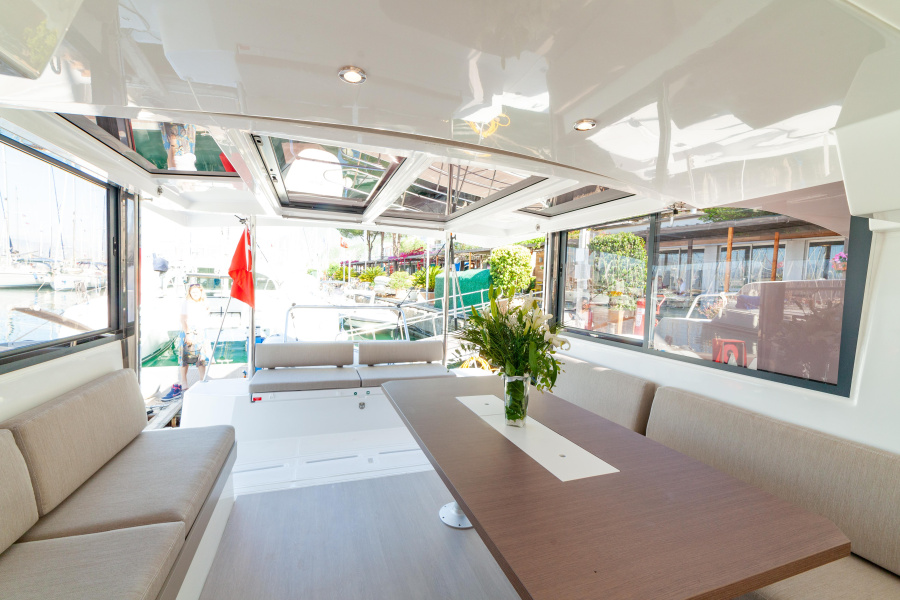 Sail Solaris - 2
