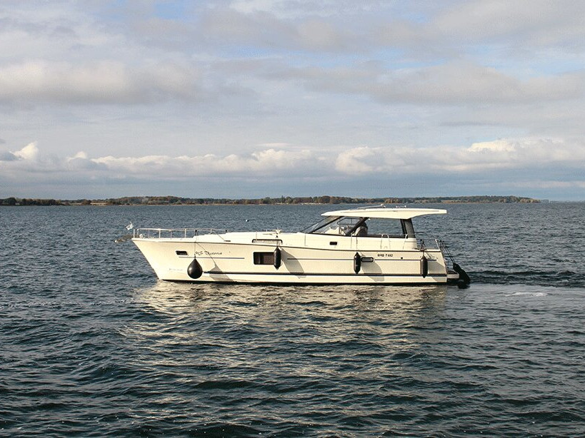 Main image - 0