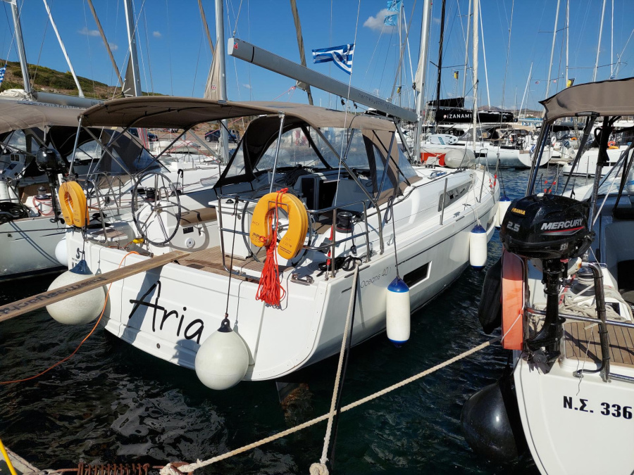 Photo #1 - Oceanis 40.1 (3 double and 1 bunk beds) (ARIA) en D-Marin Marina Lefkas - 18574