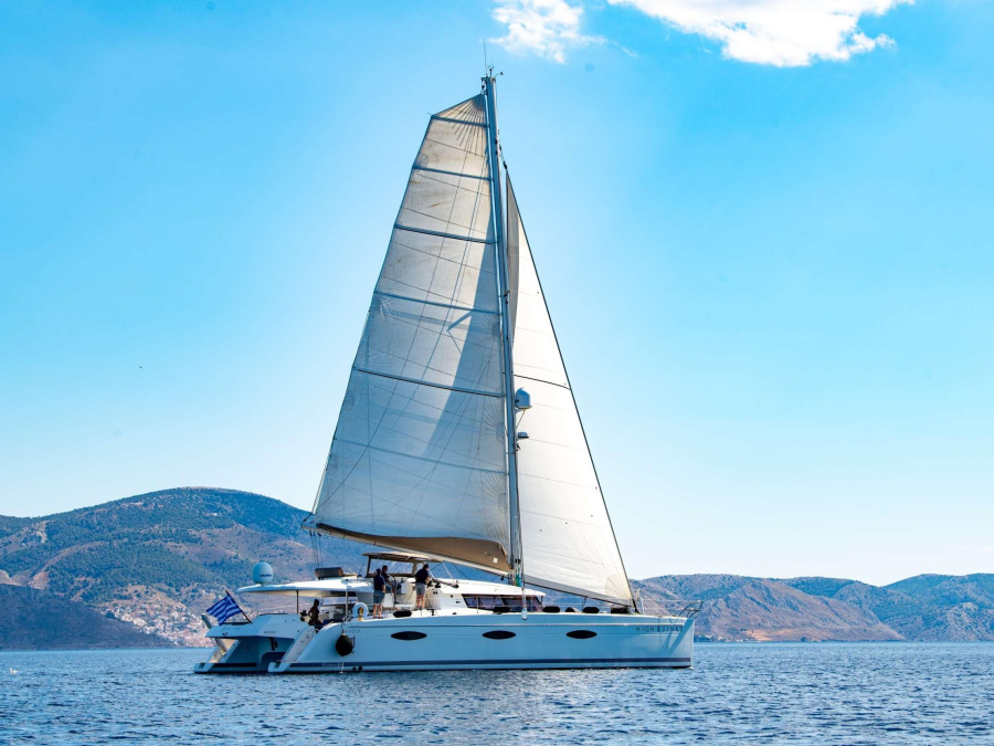 Photo #1 - Fountaine Pajot Sanya 57 (4 cab) (High Jinks) en Alimos Marina - 67767