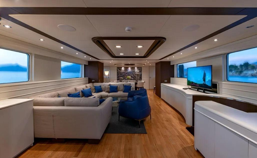 Interior image - 2
