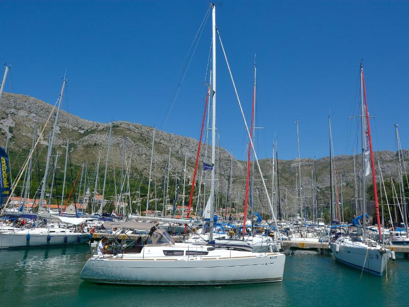 Photo #1 - Sun Odyssey 33i (Hasta Siempre) en ACI Marina - 18123