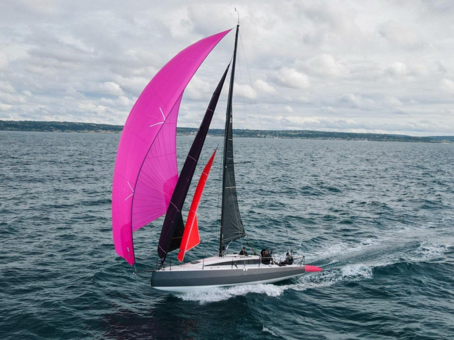 Photo #1 - JPK 10.50 (Tahuata) en Port de la Trinité-sur-Mer - 67963