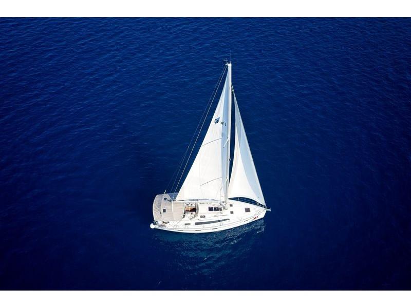 Photo #1 - Bavaria Cruiser 41 (MH 61) en Marina Hramina - 11672