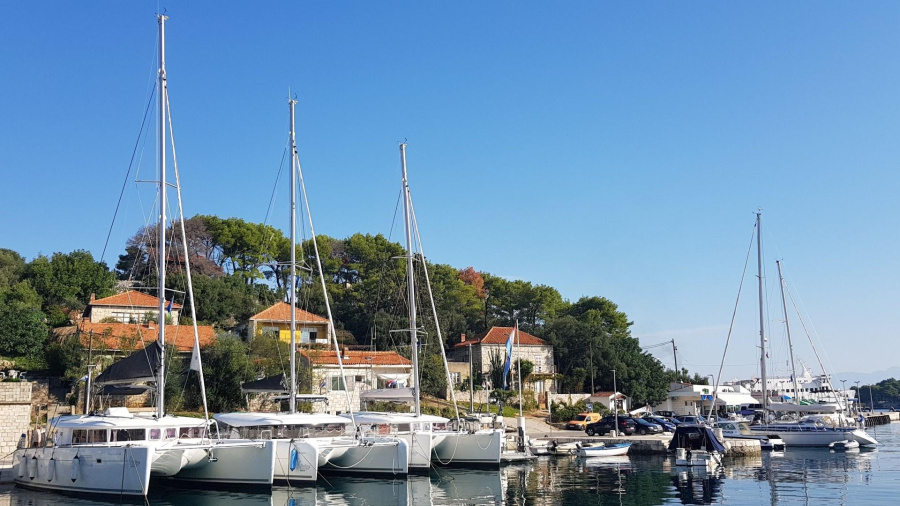 Marina Rogač - catamarans (photo taken 2019) - 2