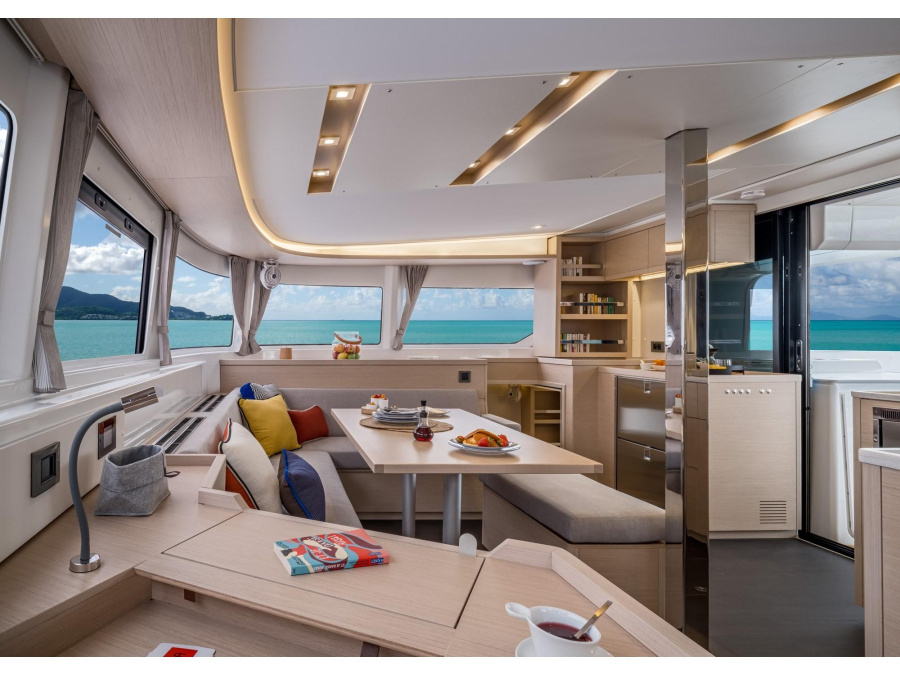 Interior image - 2