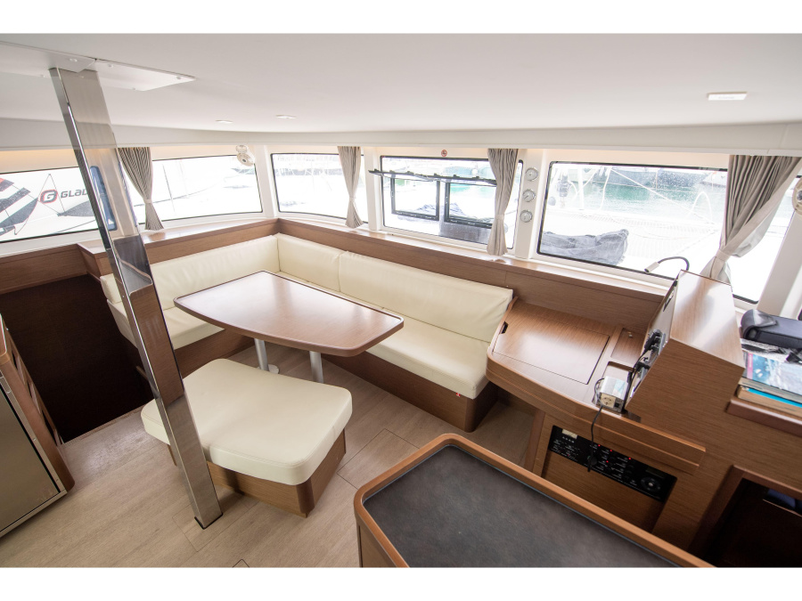 Interior image - 2