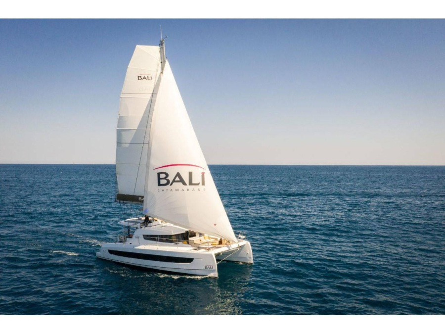 Photo #1 - Bali 4.2 (Pastel) en Alimos Marina - 20870