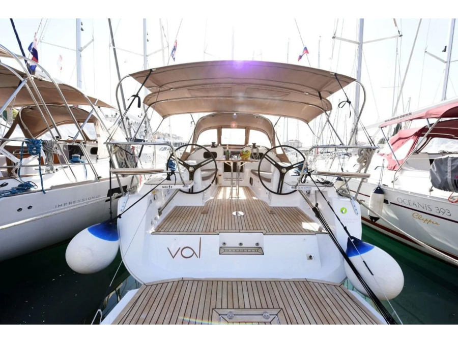 Photo #1 - Elan Impression 40 (Val) en Olive Island Marina - 65185