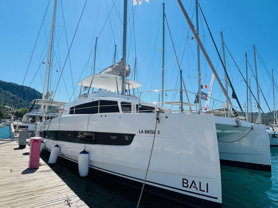 Photo #1 - Bali 5.4 (LA BRISE 2) en Yacht Classic Hotel - 61033