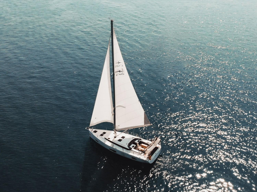 Photo #1 - Bavaria C45 Style (SANTA CRUZ) en Yacht Classic Hotel - 18347