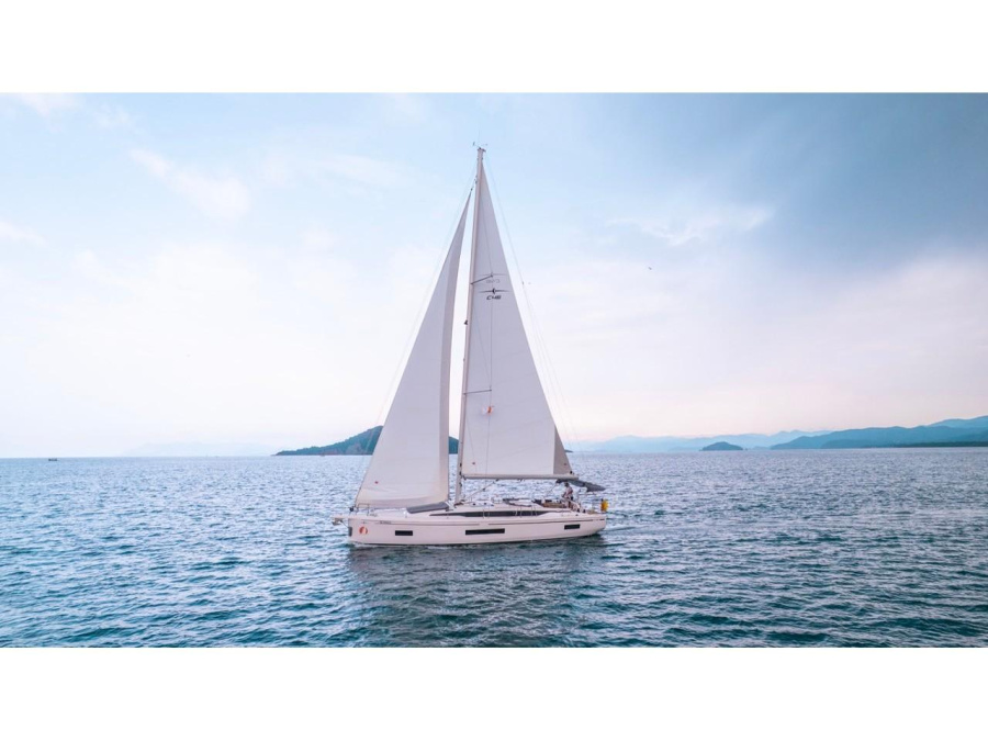 Photo #1 - Bavaria C46 (KYBELE) en Yacht Classic Hotel - 22763