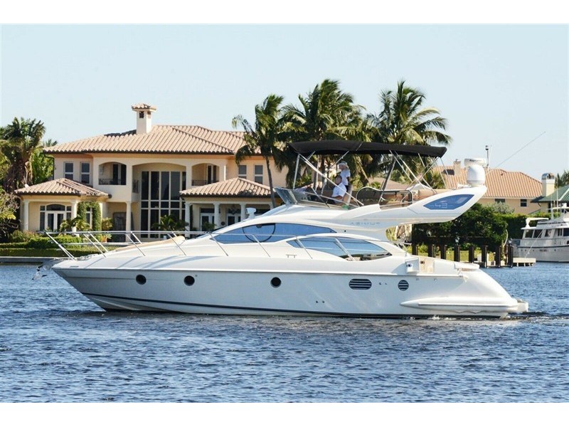 Photo #1 - Azimut 43 Fly (Shine V) en D-Marin Marina Gouvia - 12119