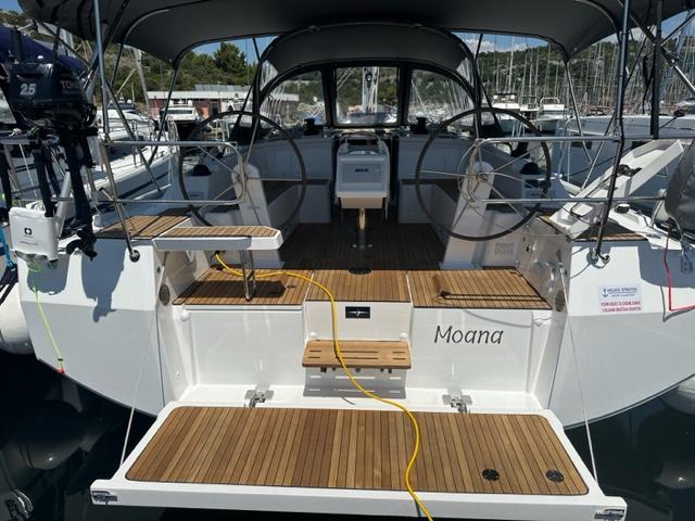 Main image - 0